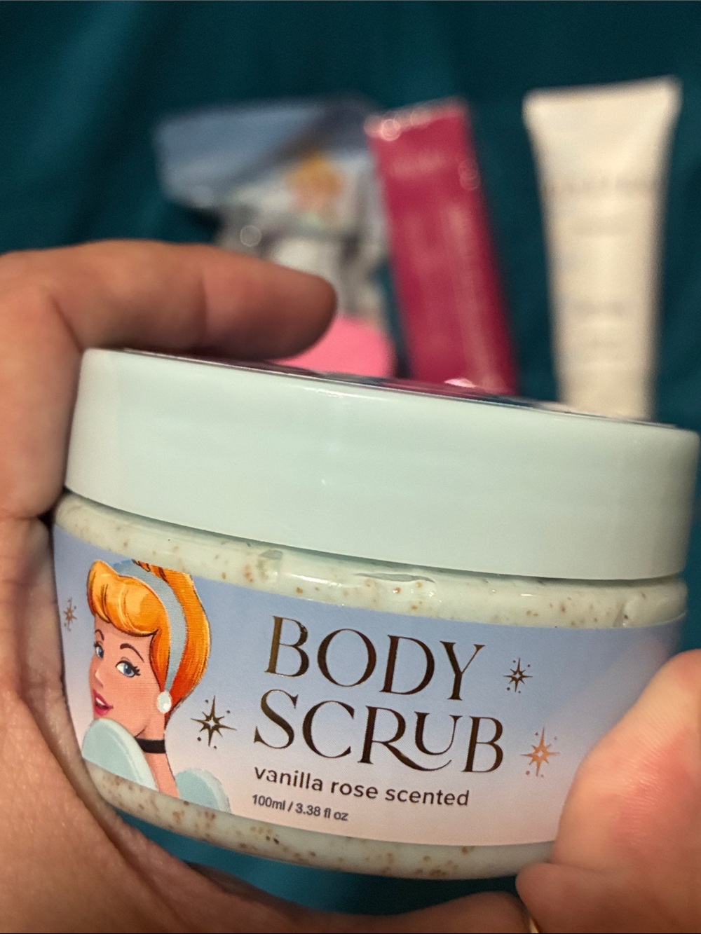 Beauty Bundle - Picture 4 of 16